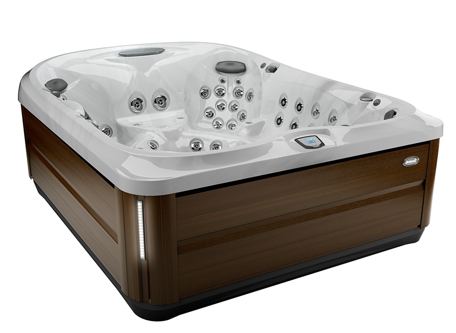jacuzzi J-495 in Langford, BC