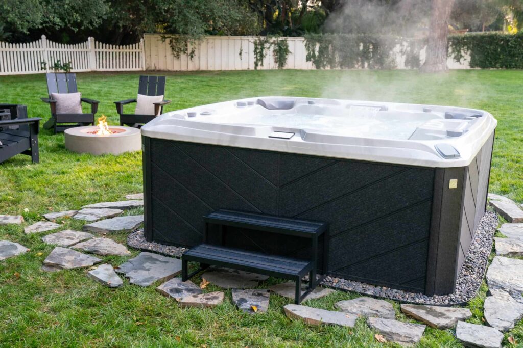 880 series optima spa with platinum cabinetry