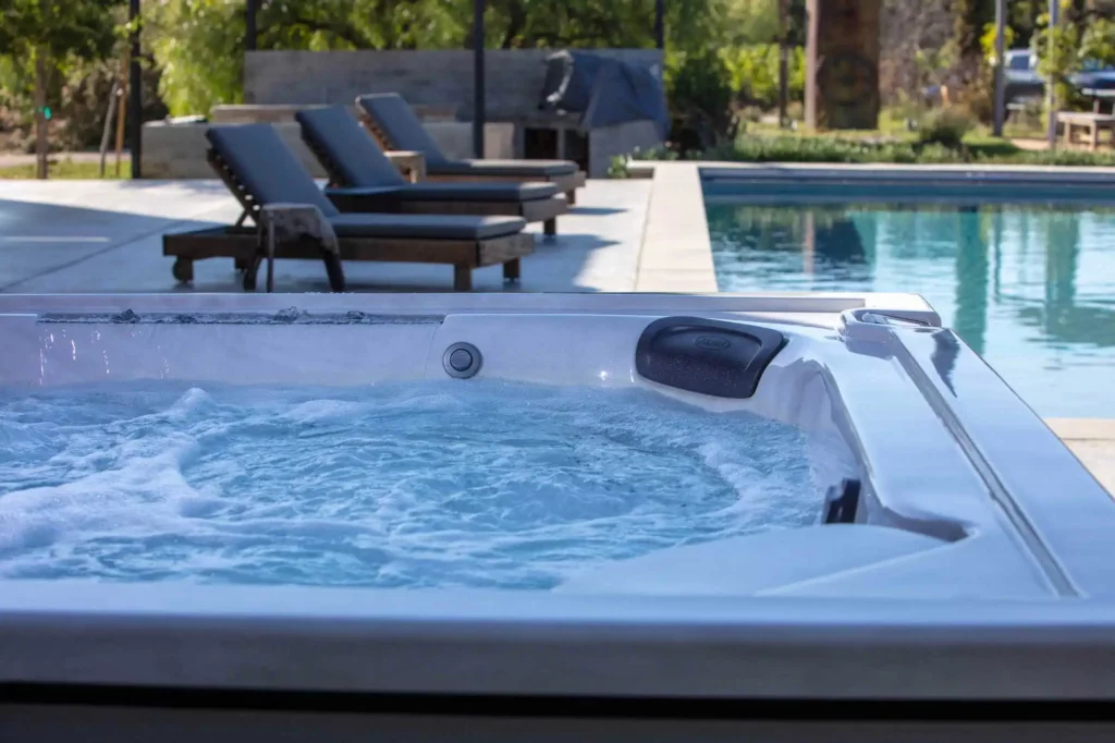 jht jlxl mid product01 jacuzzi