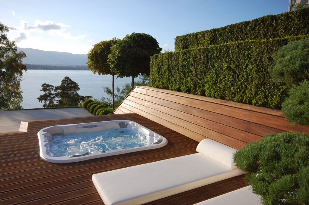 best hot tubs 26153f01deee91ea5fe52fd4e39d825d